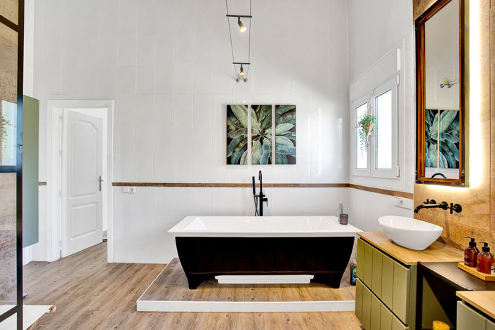 Image No.34-6 Bed Villa for sale