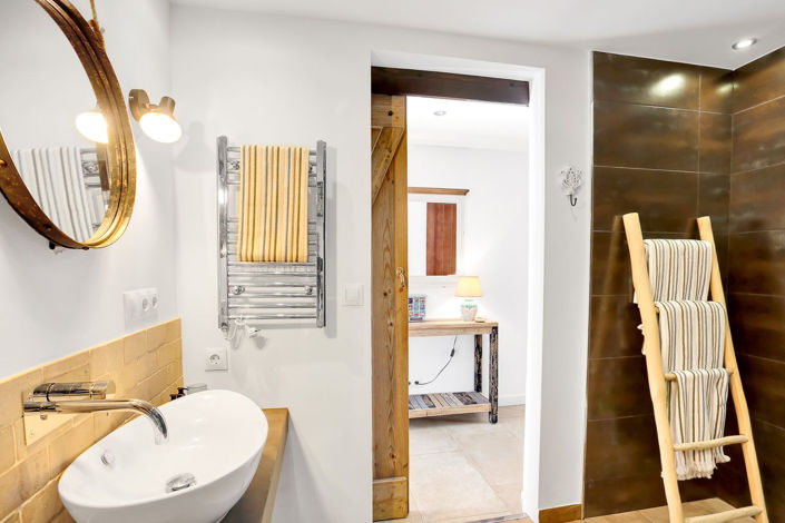 Image No.44-6 Bed Villa for sale