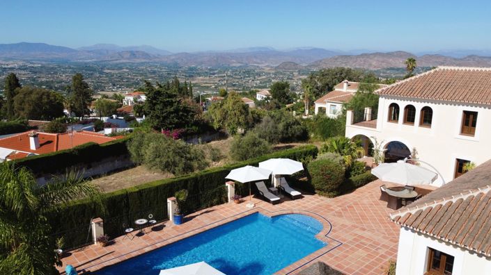 Image No.4-4 Bed Villa for sale