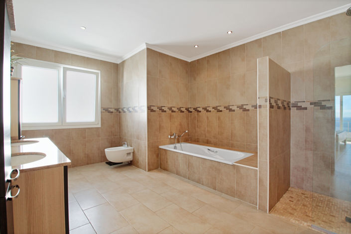 Image No.14-5 Bed Villa for sale