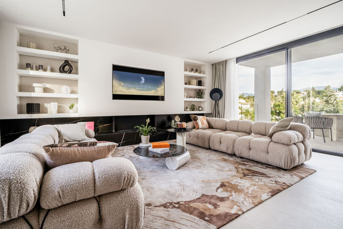 Image No.4-5 Bed Villa for sale