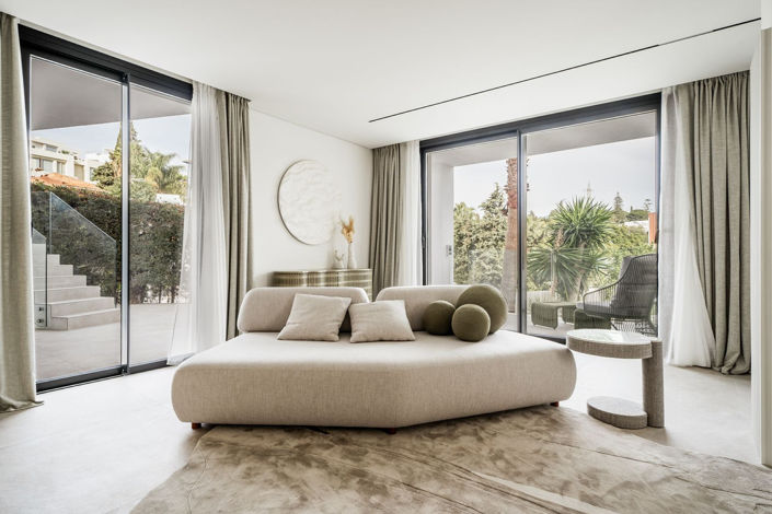 Image No.6-5 Bed Villa for sale