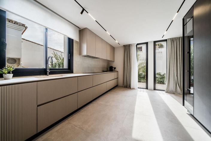 Image No.7-5 Bed Villa for sale