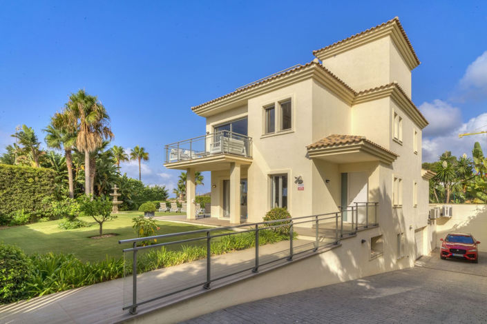 Image No.16-5 Bed Villa for sale