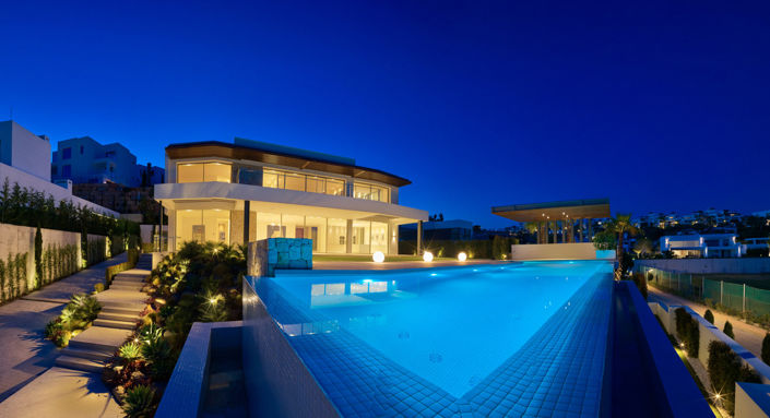 Image No.1-5 Bed Villa for sale