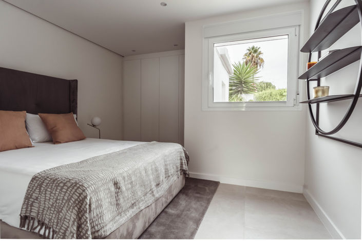 Image No.8-3 Bed Townhouse for sale