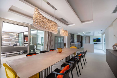 11-20939a0134ad724a8cb2a801094d15a4