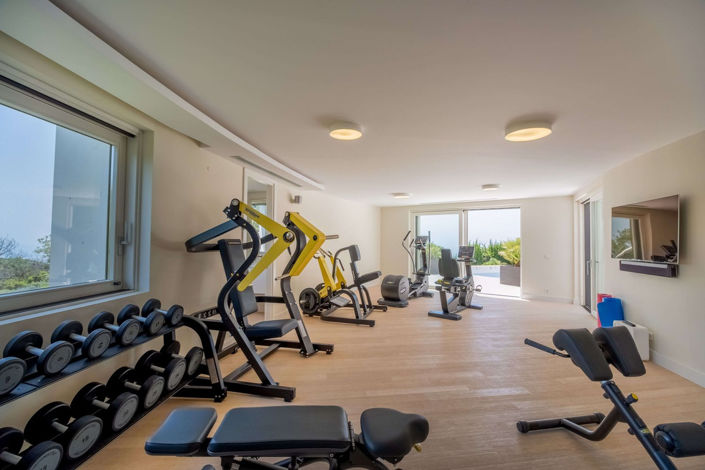 Image No.5-5 Bed Villa for sale