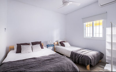 11-20939a0134ad724a8cb2a801094d15a4