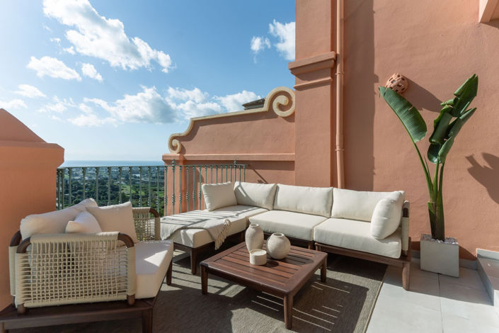 Image No.1-4 Bed Apartment for sale