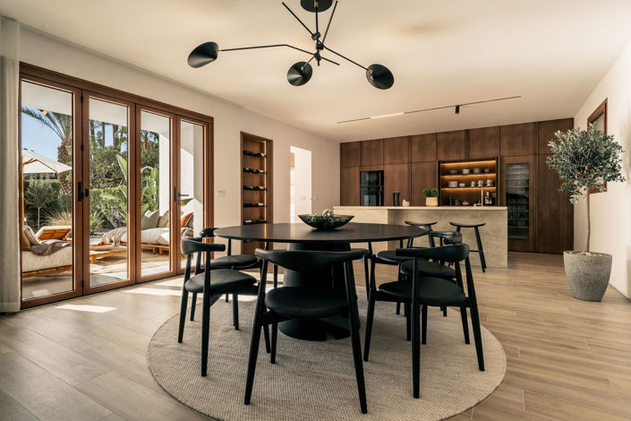 Image No.11-4 Bed Townhouse for sale