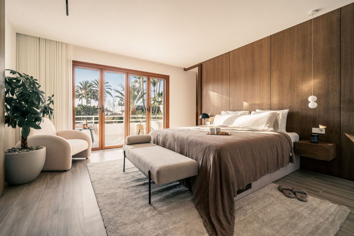 Image No.20-4 Bed Townhouse for sale