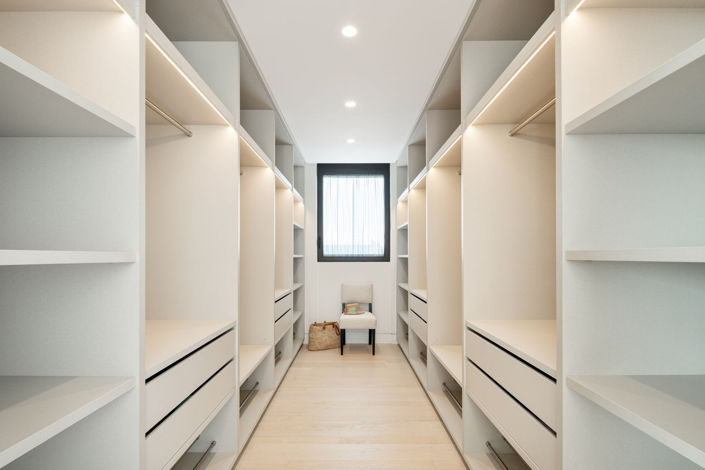 Image No.13-6 Bed Villa for sale