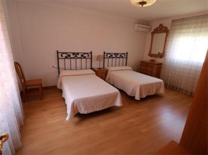 Image No.9-6 Bed Villa for sale