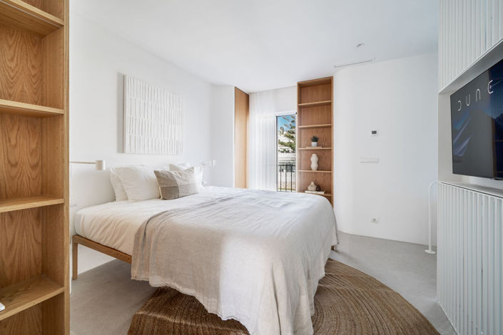 Image No.20-3 Bed Townhouse for sale