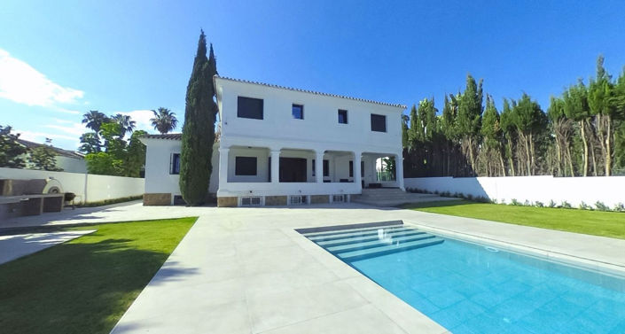 Image No.1-6 Bed Villa for sale