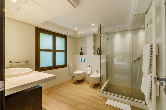 Image No.39-5 Bed Villa for sale