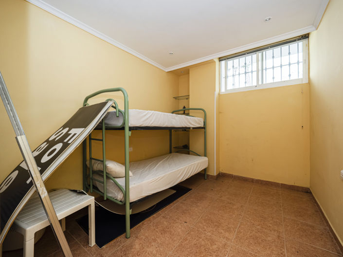 Image No.13-2 Bed Apartment for sale