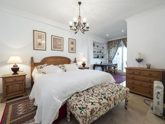 Image No.15-2 Bed Apartment for sale