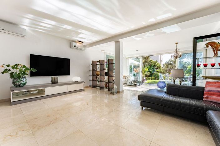 Image No.11-4 Bed Villa for sale