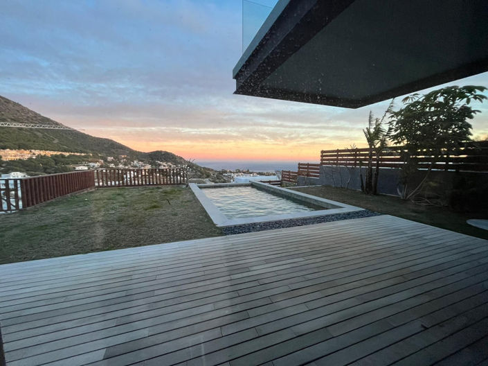 Image No.2-5 Bed Villa for sale