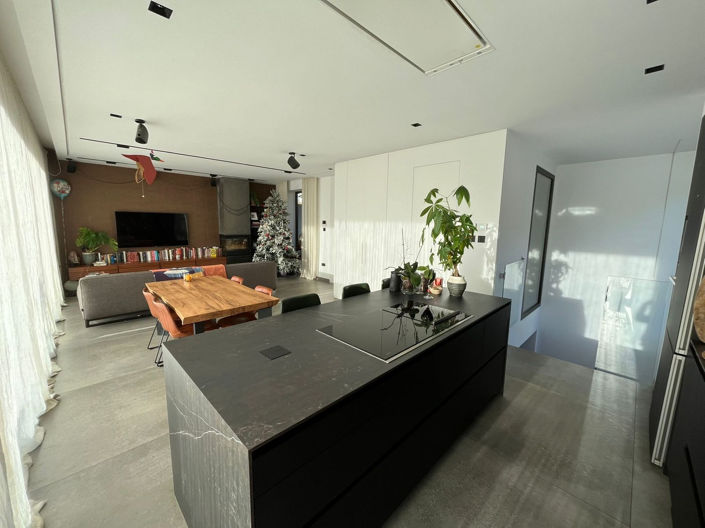 Image No.6-5 Bed Villa for sale