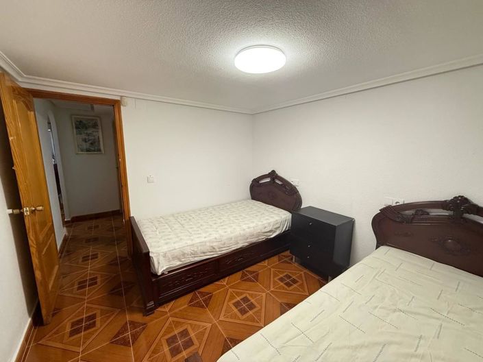 Image No.24-3 Bed Apartment for sale