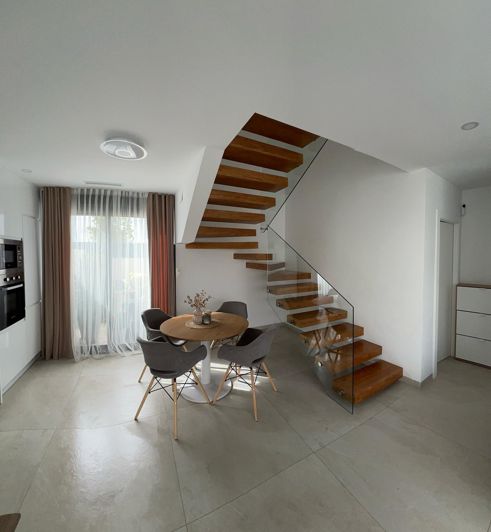 Image No.10-2 Bed Villa for sale