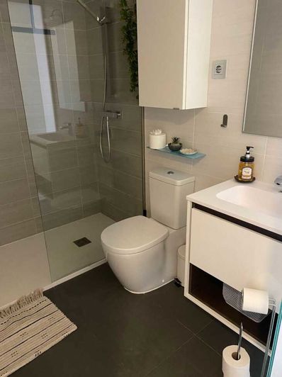 Image No.16-2 Bed Property for sale