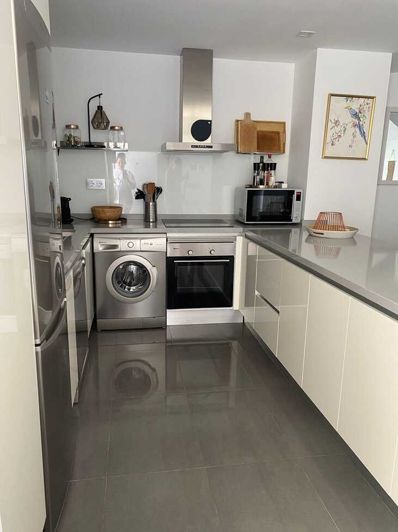 Image No.7-2 Bed Property for sale