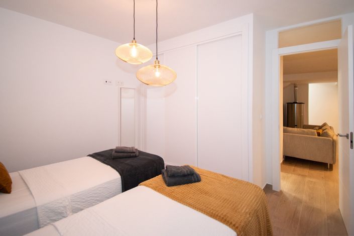 Image No.40-5 Bed Villa for sale