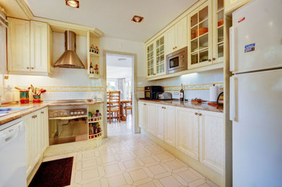 11-20939a0134ad724a8cb2a801094d15a4