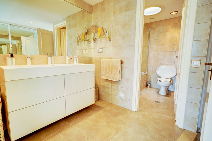 Image No.14-3 Bed Villa for sale