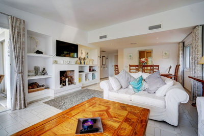 2-5bd7b9d04b45e33852eaf0ec6670150d