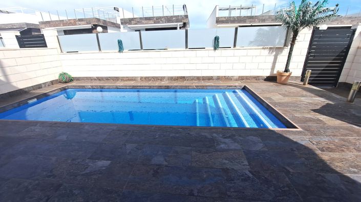 Image No.8-3 Bed Villa for sale