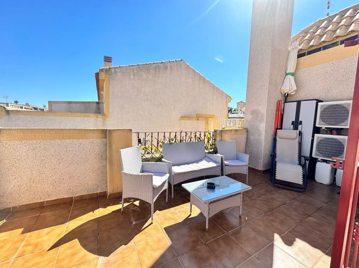 Image No.21-3 Bed Apartment for sale