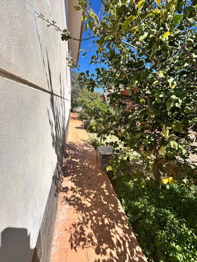 Image No.10-4 Bed Villa for sale