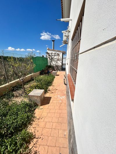 Image No.12-4 Bed Villa for sale