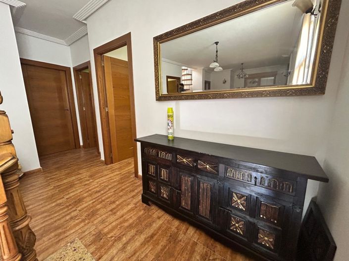 Image No.26-4 Bed Villa for sale