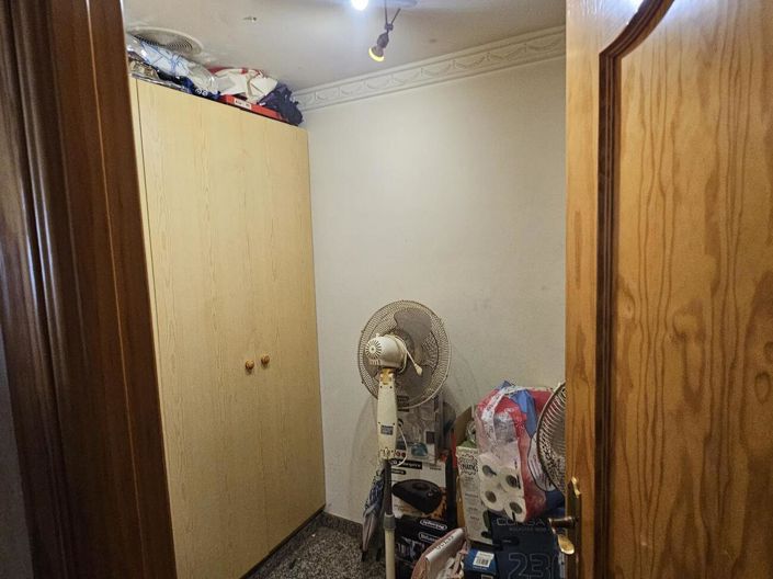 Image No.17-4 Bed Property for sale