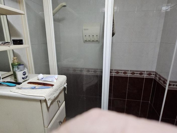 Image No.27-4 Bed Property for sale