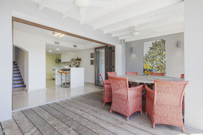 Image No.13-5 Bed Townhouse for sale