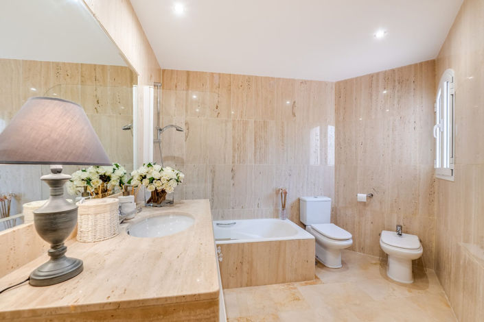 Image No.33-3 Bed Apartment for sale