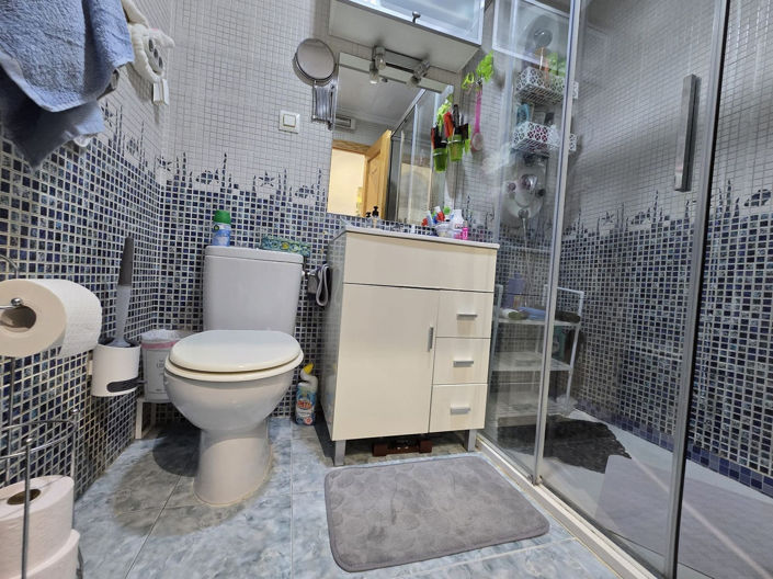 Image No.16-2 Bed House for sale