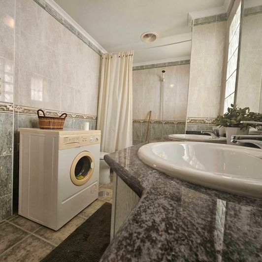 Image No.15-3 Bed Villa for sale