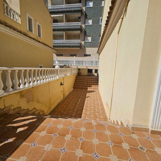 Image No.4-3 Bed Villa for sale