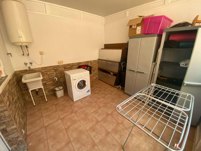 Image No.21-3 Bed House for sale