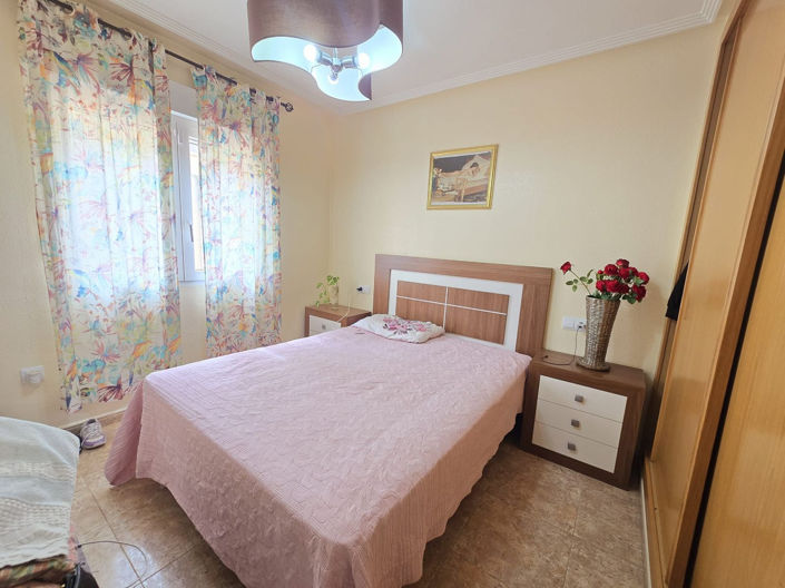 Image No.7-3 Bed House for sale