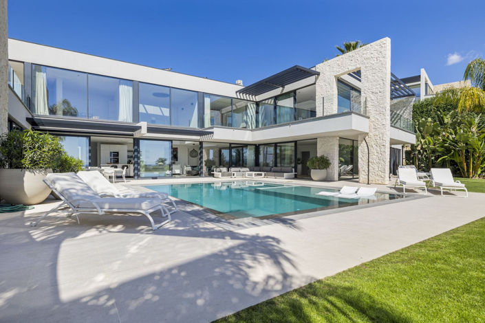 Image No.1-5 Bed Villa for sale