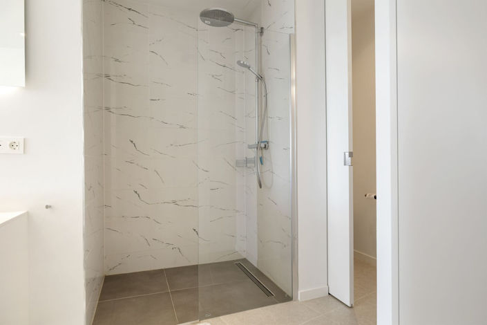 Image No.29-5 Bed Villa for sale